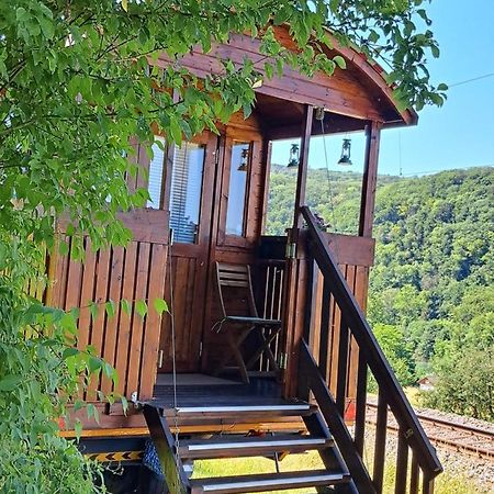 Autarkes Tiny House Mit Rheinblick Apartment Rumikon Luaran gambar