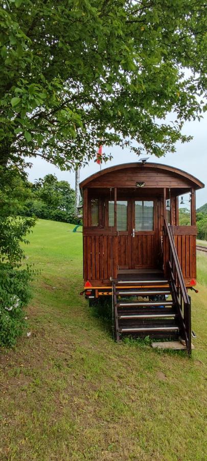 Autarkes Tiny House Mit Rheinblick Apartment Rumikon Luaran gambar