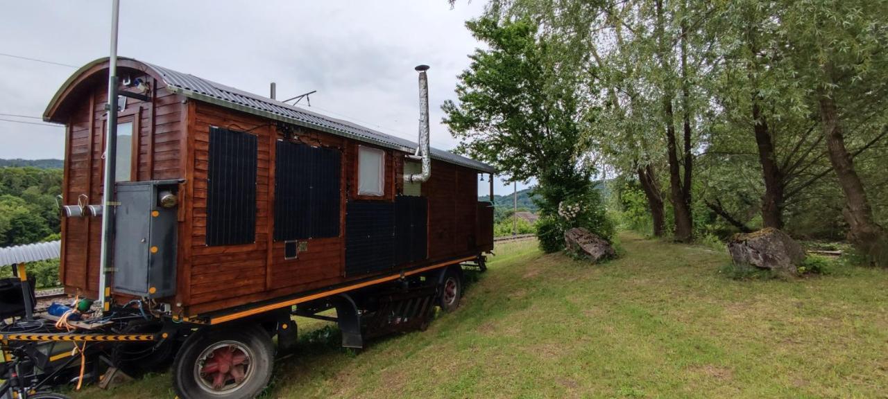 Autarkes Tiny House Mit Rheinblick Apartment Rumikon Luaran gambar